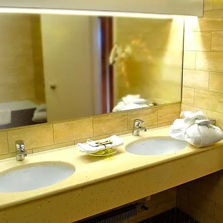 Grand Du Golf & Palace Hotell