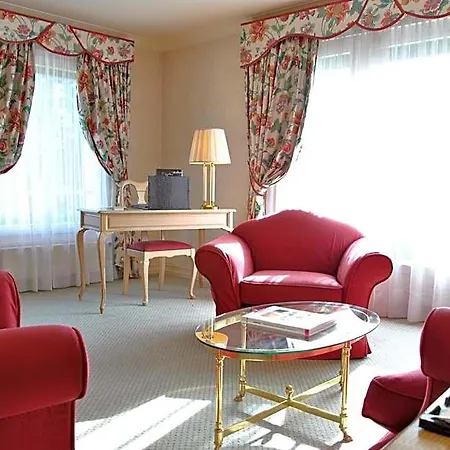 Grand Du Golf & Palace