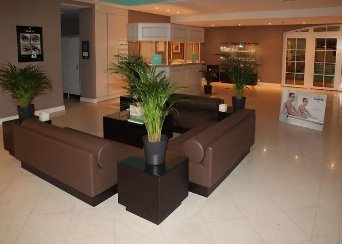 Grand Du Golf & Palace Hotel 5*