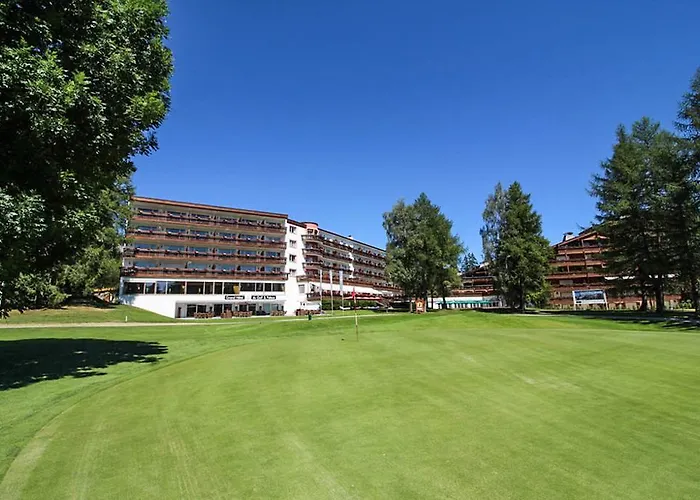 Grand Du Golf & Palace 5*