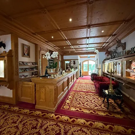 Grand Du Golf & Palace