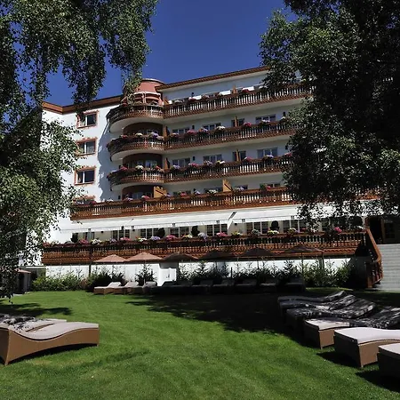 מלון Grand Du Golf & Palace