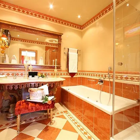 מלון Grand Du Golf & Palace