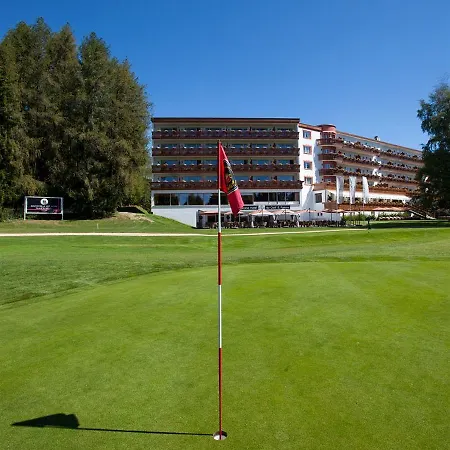 Grand Du Golf & Palace מלון